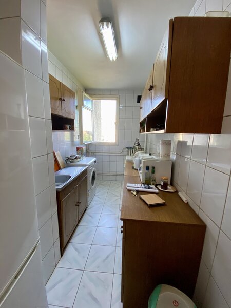 Drumul Taberei, zona 1 Mai Compozitorilor, bloc tip Z, langa Scoala 197