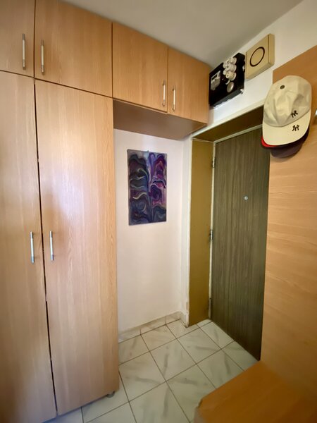 Drumul Taberei, zona 1 Mai Compozitorilor, bloc tip Z, langa Scoala 197